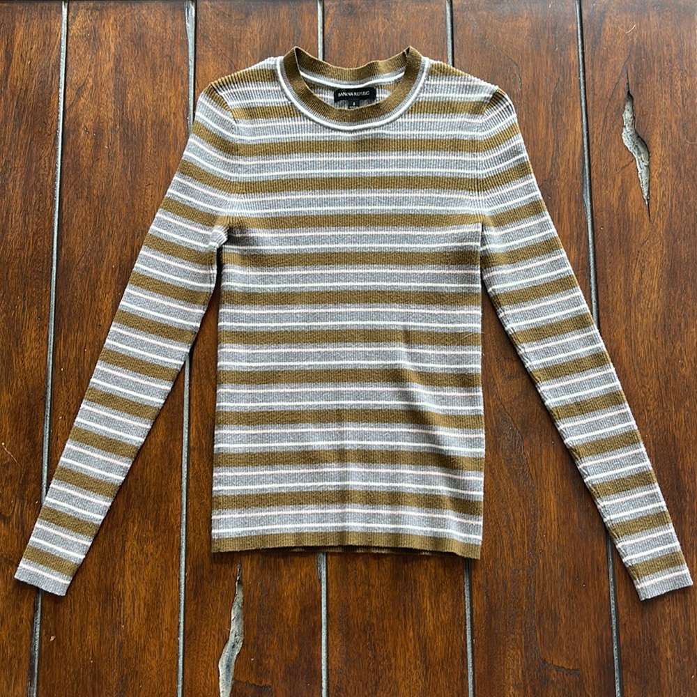 Banana Republic Ribbed Long Sleeve Size S